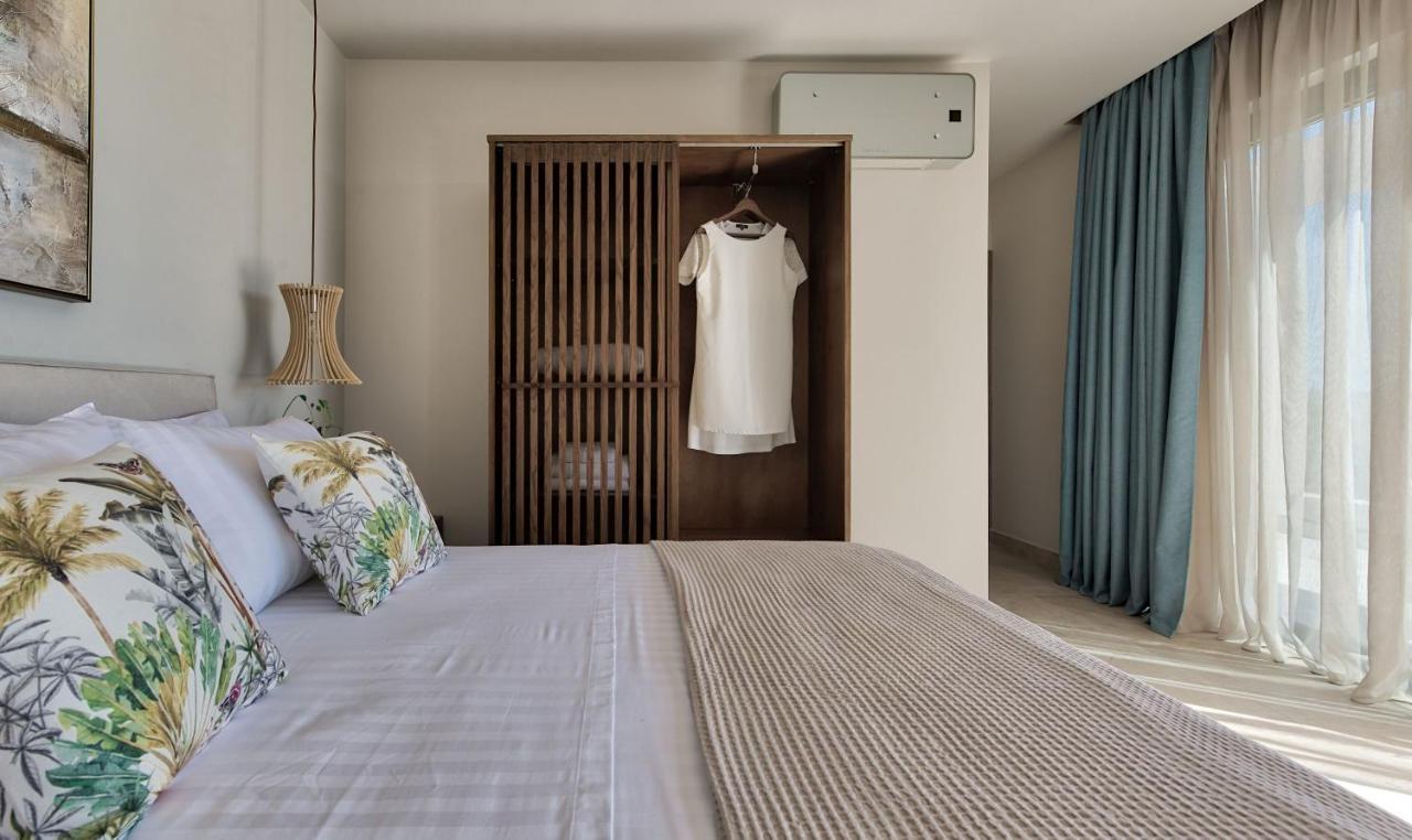 Villa Delight Luxury - Contemporary Elegance & Tranquility, By Zantewize Pandokrator