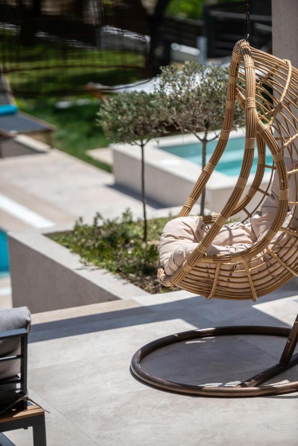 Delight Luxury - Contemporary Elegance & Tranquility, By Zantewize Villa