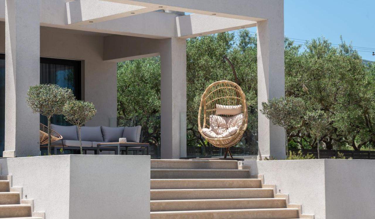 Villa Delight Luxury - Contemporary Elegance & Tranquility, By Zantewize *