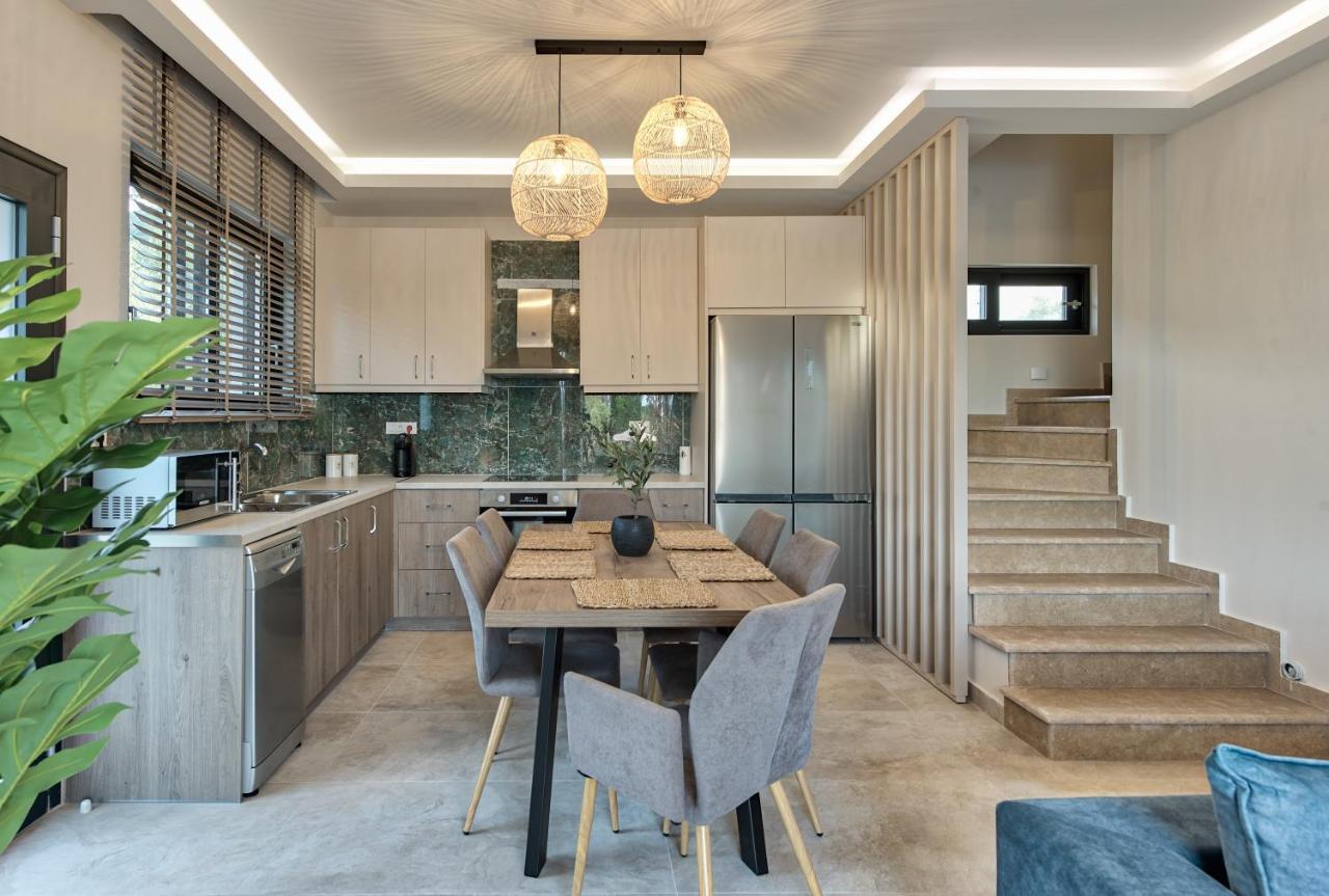 Delight Luxury - Contemporary Elegance & Tranquility, By Zantewize Villa Pandokrator